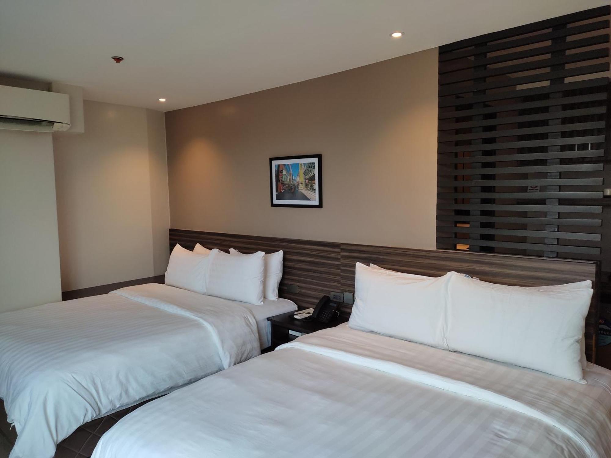 Hotel Inigo Legazpi Eksteriør billede
